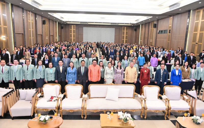 สพป.ระยอง เขต 1 เข้าร่วมประชุมสัมมนาผู้อำนวยการสำนักงานเขตพื้นที่การศึกษาทั่วประเทศ ครั้งที่ 2/2568 พร้อมรับ 2 รางวัลแห่งความภาคภูมิใจ