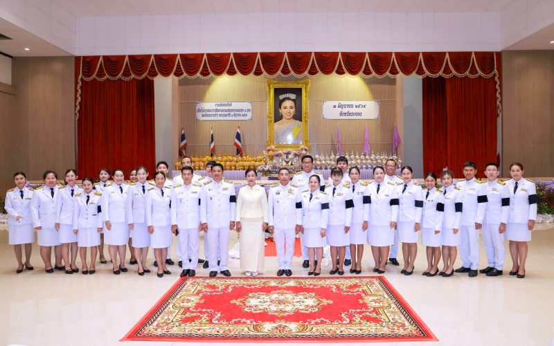 สพป.ระยอง เขต 1 ร่วมพิธีถวายเครื่องราชสักการะ วางพานพุ่ม และพิธีจุดเทียนถวายพระพรชัยมงคล  เนื่องในโอกาสพระราชพิธีมหามงคลเฉลิมพระชนมพรรษา 4 รอบ สมเด็จพระนางเจ้าสุทิดา พัชรสุธาพิมลลักษณ พระบรมราชินี 3 มิถุนายน 2569