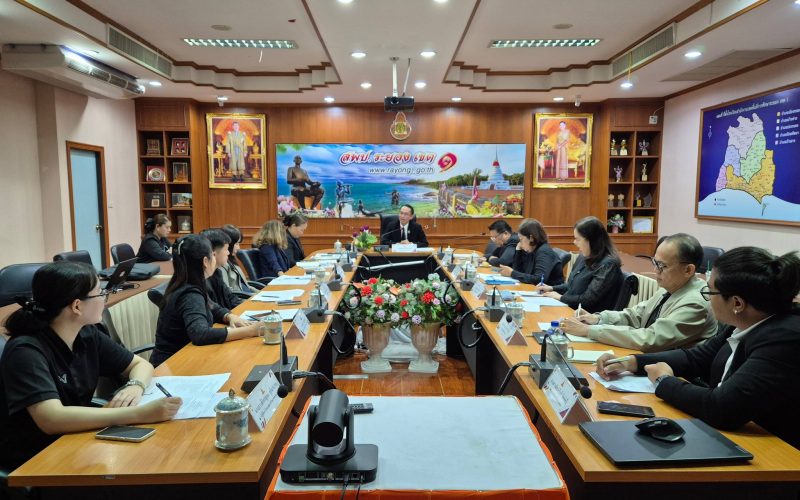 สพป.ระยอง เขต 1 รับชม “พฤหัสเช้า ข่าว สพฐ.” ครั้งที่ 22/2569  พร้อมประชุมผู้บริหารการศึกษา ขับเคลื่อนนโยบายสู่การปฏิบัติ