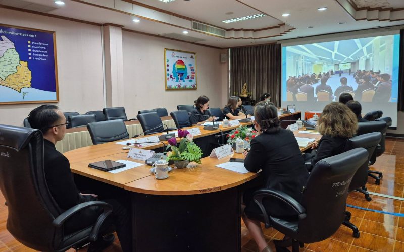 สพป.ระยอง เขต 1 รับชม “พฤหัสเช้า ข่าว สพฐ.” ครั้งที่ 24/2569 พร้อมประชุมผู้บริหารการศึกษา ต่อยอดนโยบายสู่การพัฒนาคุณภาพการศึกษาในพื้นที่