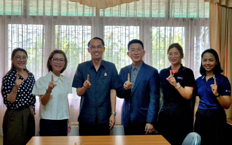 สพป.ระยอง เขต 1 ผนึกความร่วมมือภาคีเครือข่ายขับเคลื่อนกิจกรรมห้องเรียนพ่อแม่ พัฒนาเยาวชนจังหวัดระยอง